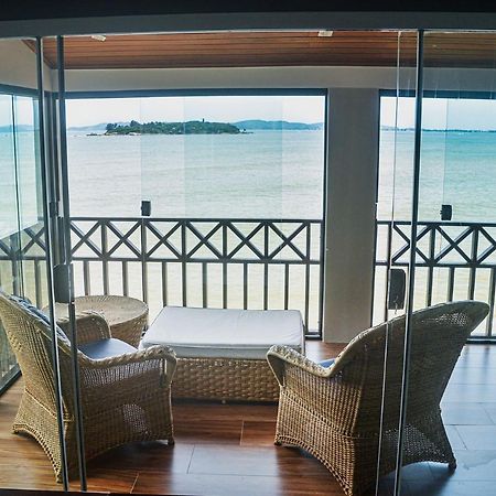 Casa Pe Na Areia Com Varanda Gourmet Em Buzios Rj Exterior photo